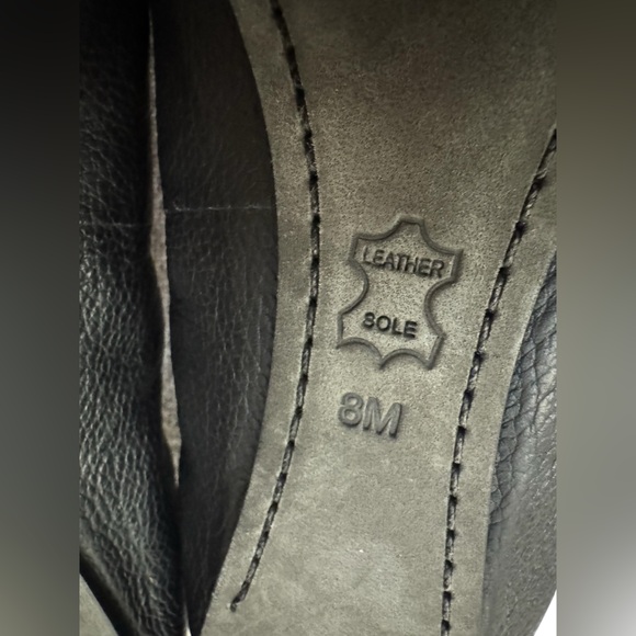 Tory Burch CAROLINE 2 Elastic/Leather Ballet Flats Gold Logo, black SIZE 8M - Picture 8 of 9